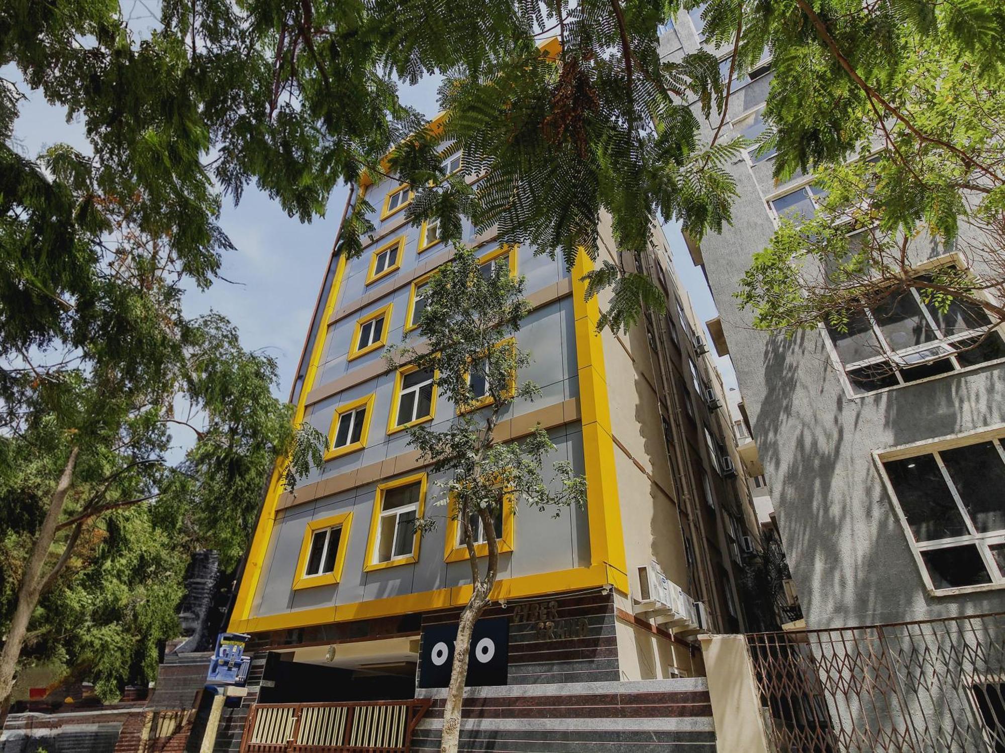 Super Hotel O New Cyber Grand Madhapur Kondapur  Buitenkant foto