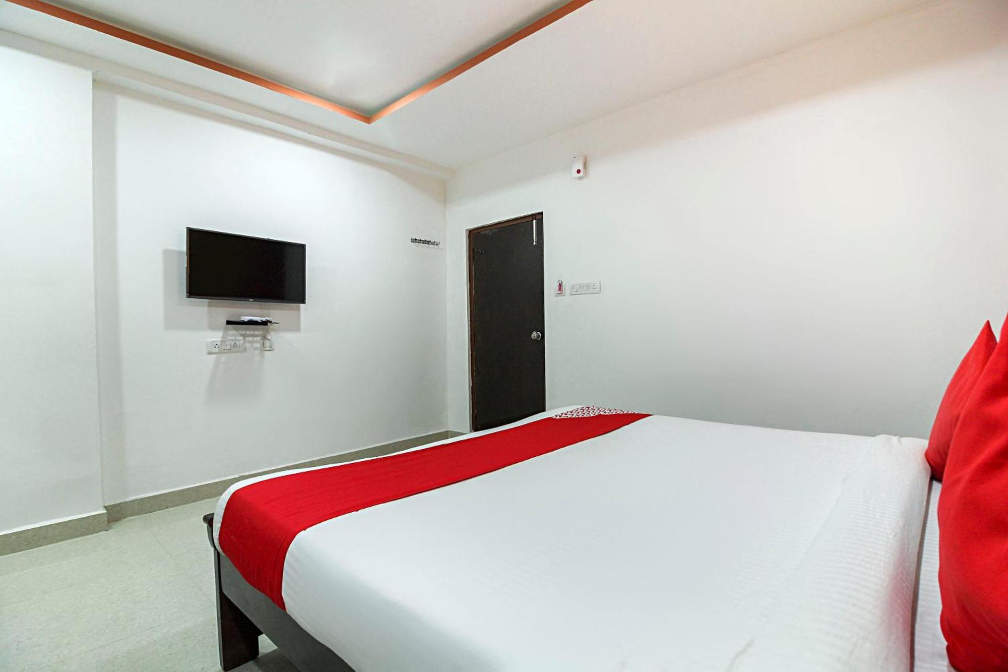 Super Hotel O New Cyber Grand Madhapur Kondapur  Buitenkant foto