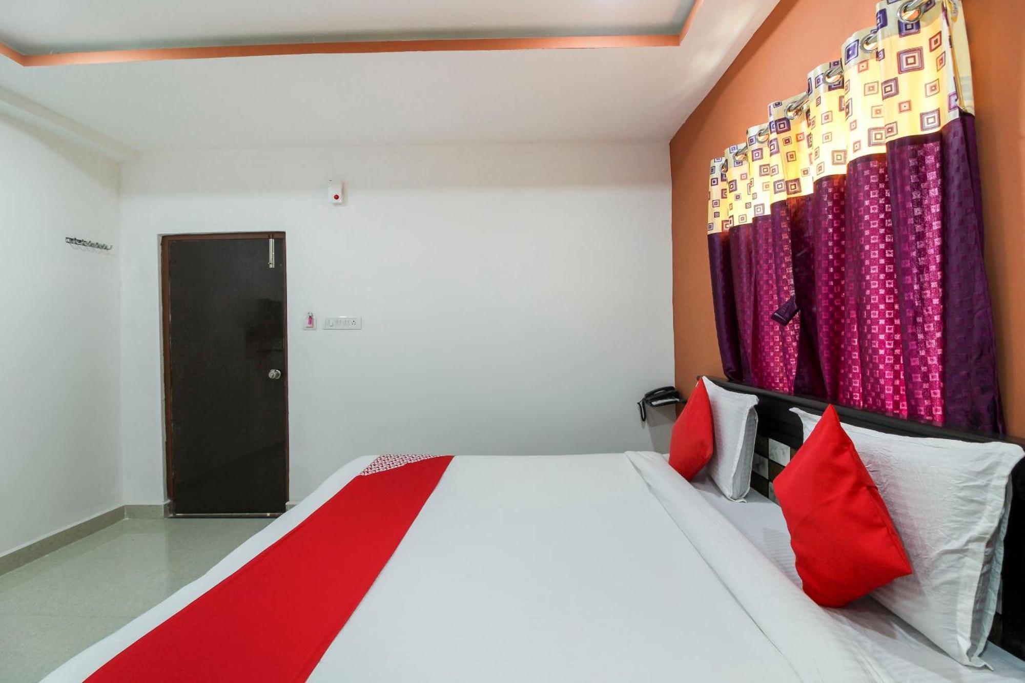 Super Hotel O New Cyber Grand Madhapur Kondapur  Buitenkant foto
